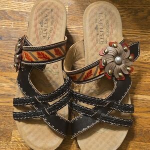 L'ATISTE Black and Brown Sandals with Open Back